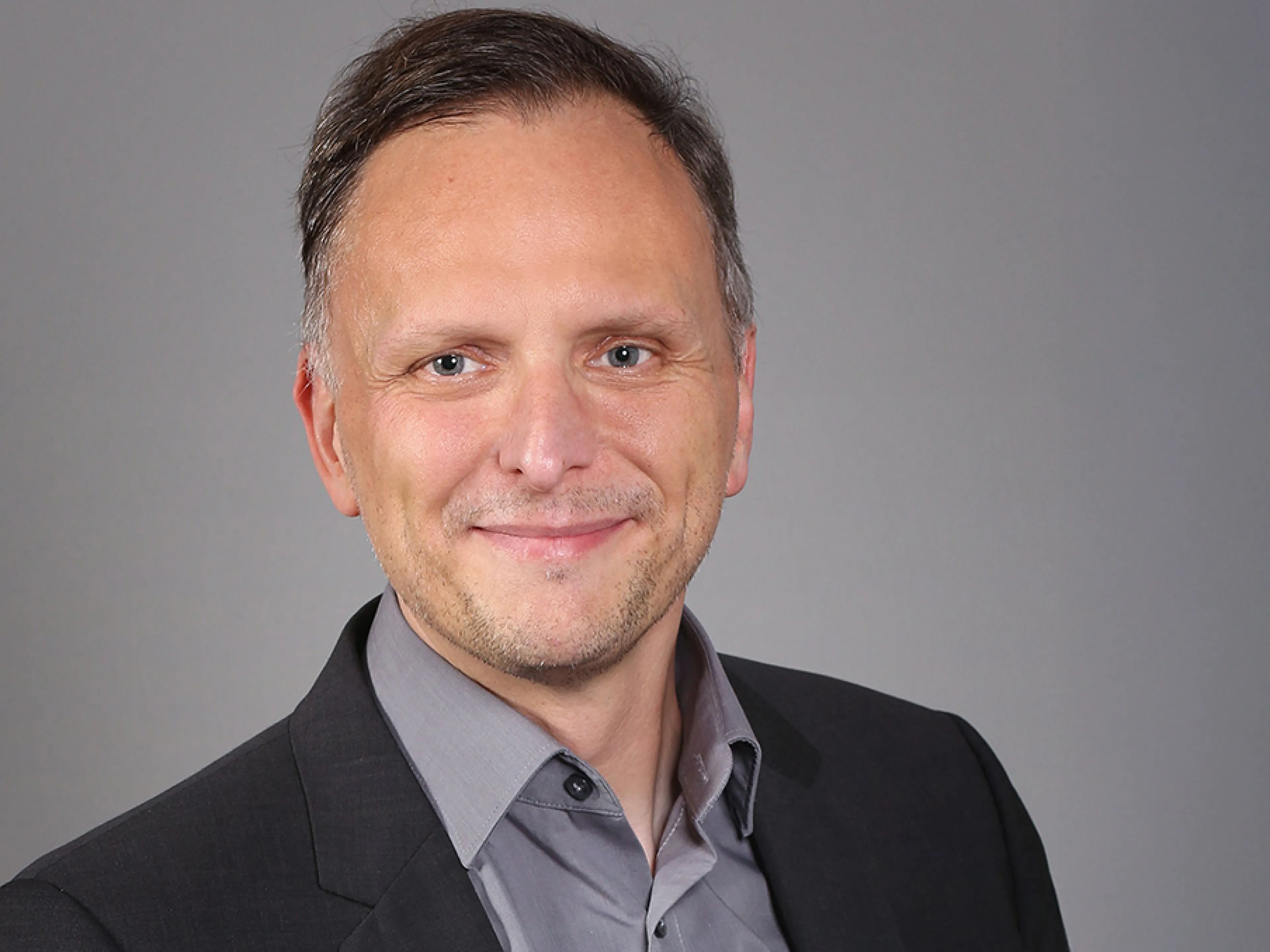 Kay Ernst, Sales Manager von Zero Networks, erklärt, wie Data Breach Containment zur Eindämmung von Sicherheitsverletzung beiträgt