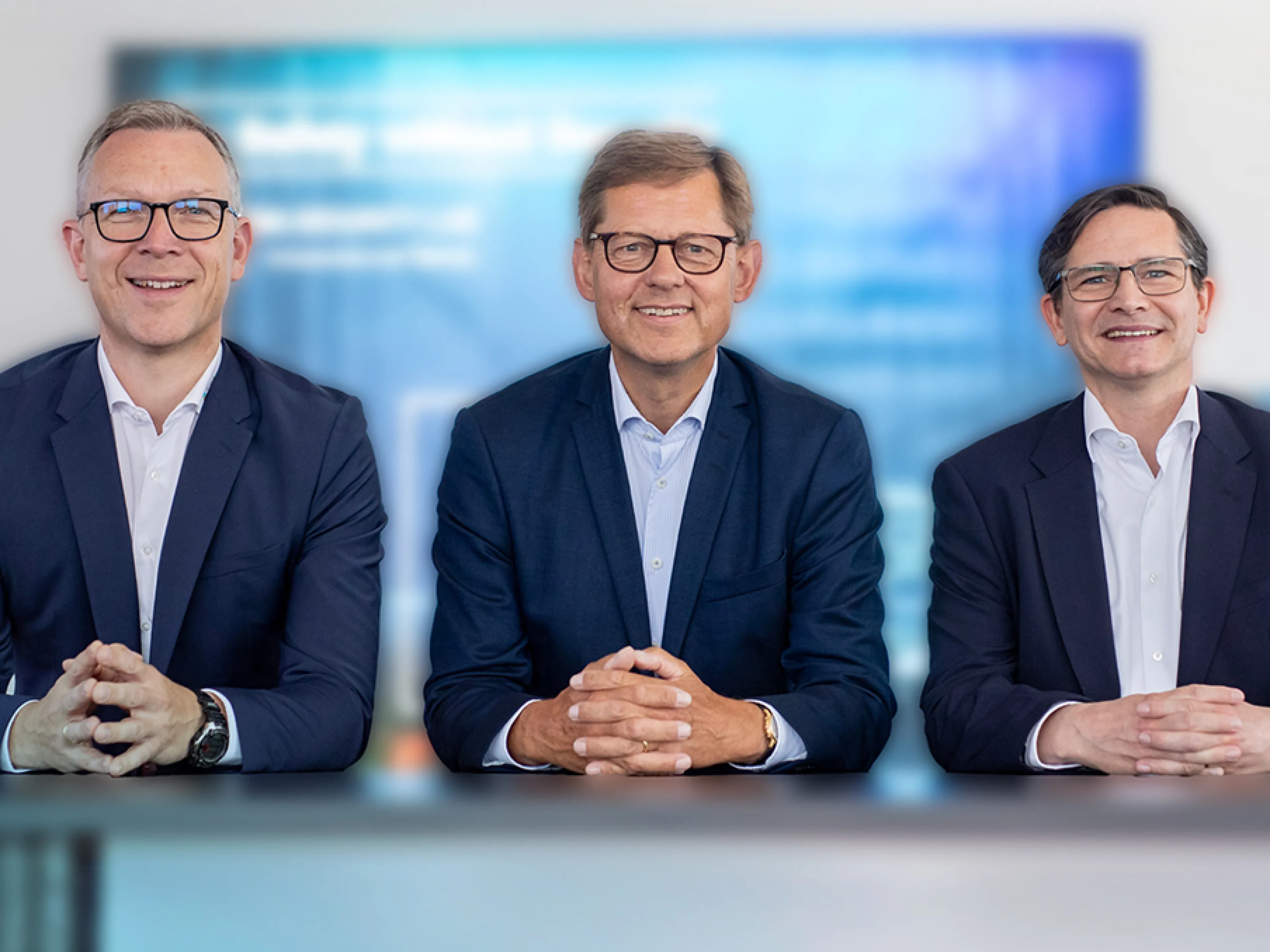 Jörg de la Motte, CEO, Steffen Philipp, Gesellschafter und  Dr. Michael Löbig, CFO, Bild: Hima Group