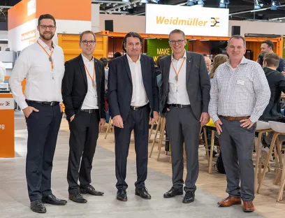 v.l.n.r.: Sebastian Stelzer (Weidmüller), Dr. Björn Griese (Weidmüller), Christian Pellkofer (Fortinet), Dr. Thomas Bürger (Weidmüller) und Roland Renner (Fortinet) haben die Partnerschaft auf der SPS in Nürnberg verkündet