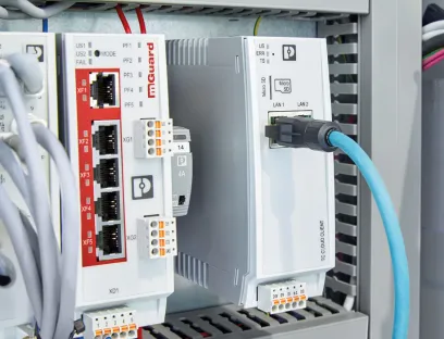 Routing und Firewall mit VPN schützen OT-Netzwerke vor Cyber-Bedrohungen, Bild: Phoenix Contact Routing und Firewall mit VPN schützen OT-Netzwerke vor Cyber-Bedrohungen