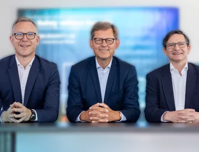 Jörg de la Motte, CEO, Steffen Philipp, Gesellschafter und  Dr. Michael Löbig, CFO, Bild: Hima Group