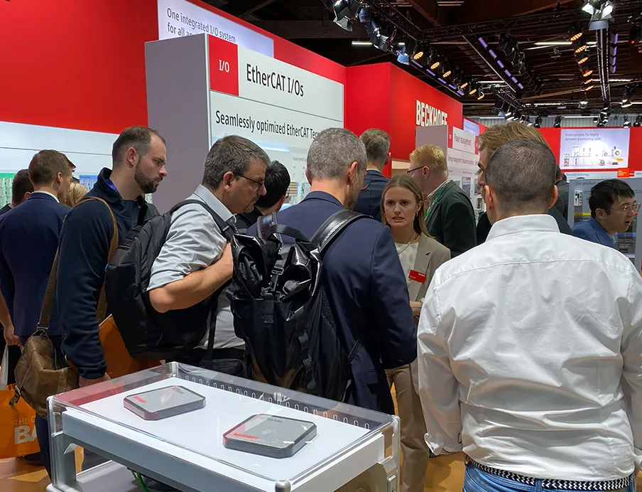 Reger Austausch über neue Automatisierungslösungen